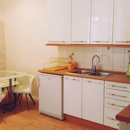 Augustus App Apartment